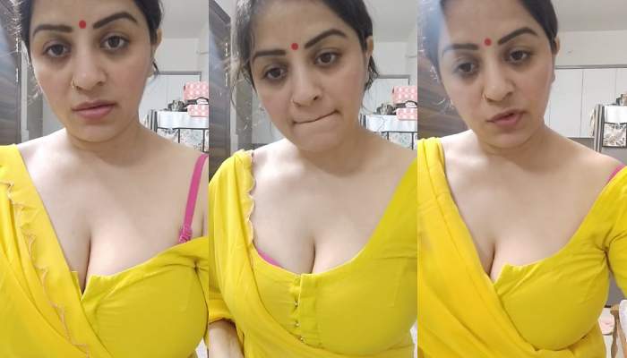 Vandana Pathak latest Nov29 insta live yellow saree