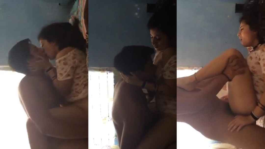 Village Horny Girlfriend Boob Sucking and Fucking