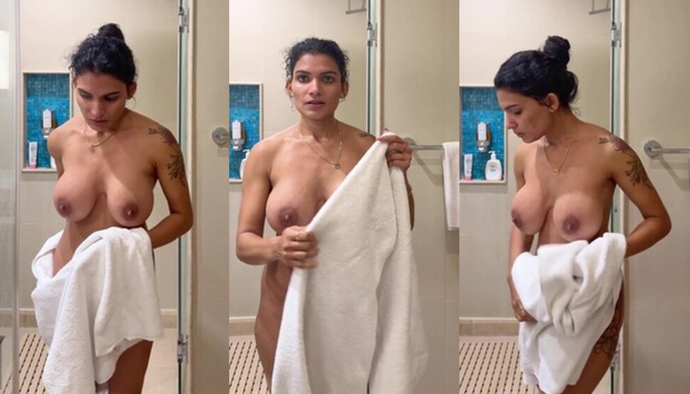 Resmi Nair Taking Fully Nude Shower Finger Squirt App Content