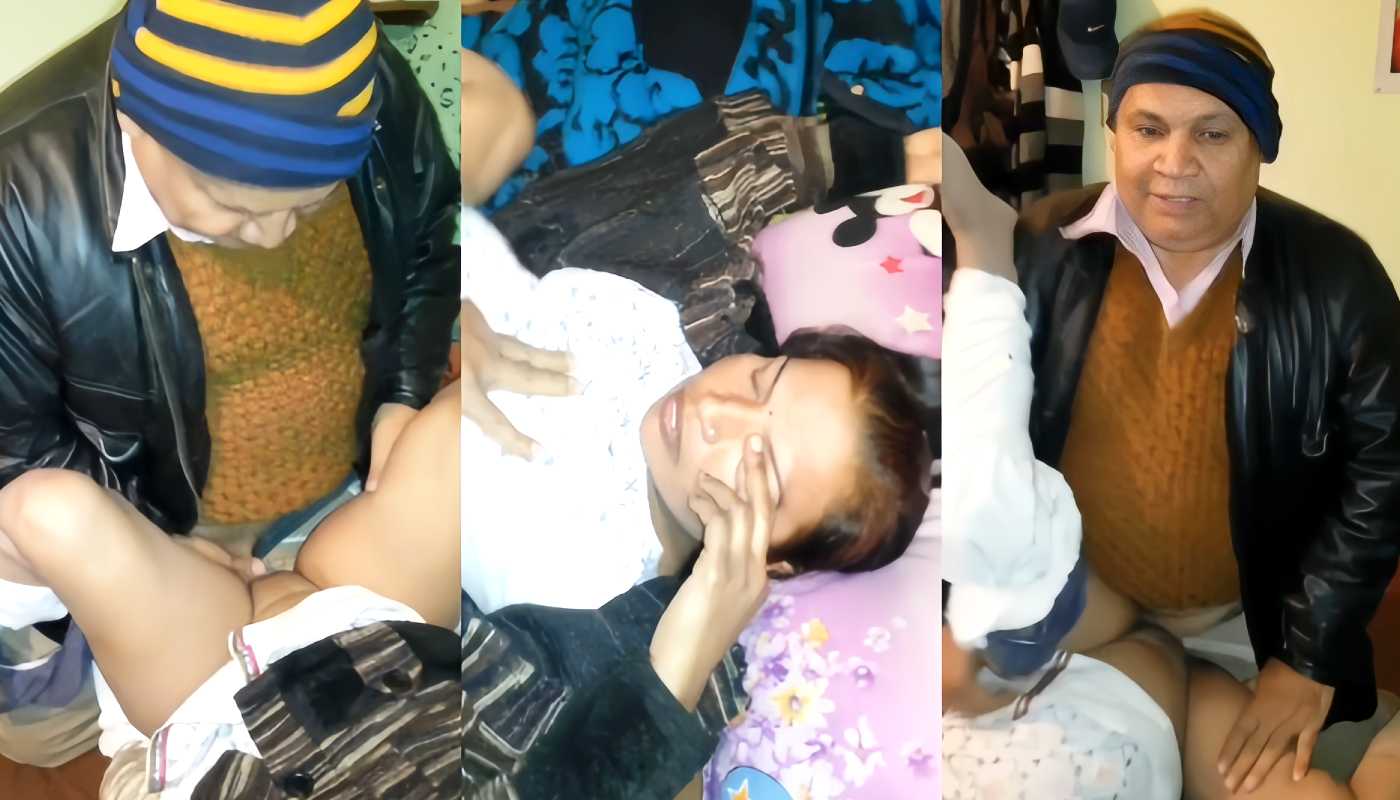 Kashmiri Bhabhi's Hot Pussy Fucked By Husband Friend - Desi Bhabhi Porn