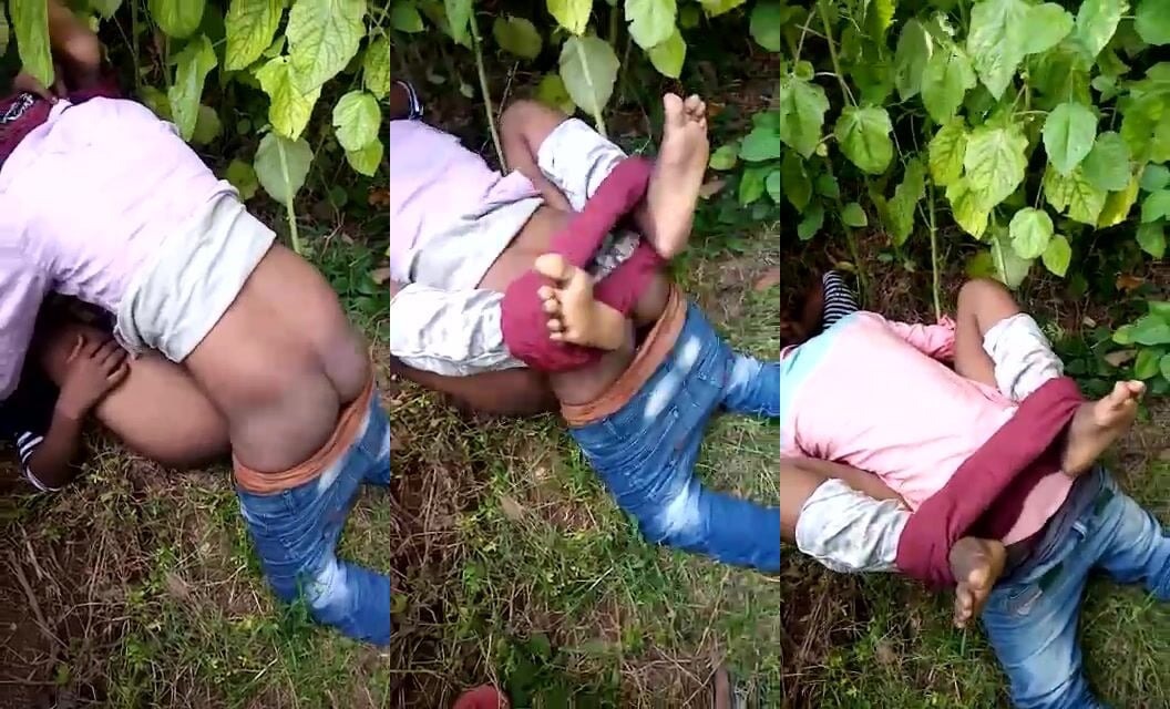 A Sexy Village Randi Fucked By 2 Boyes Exchange of 100 rupye Outdoor Sex