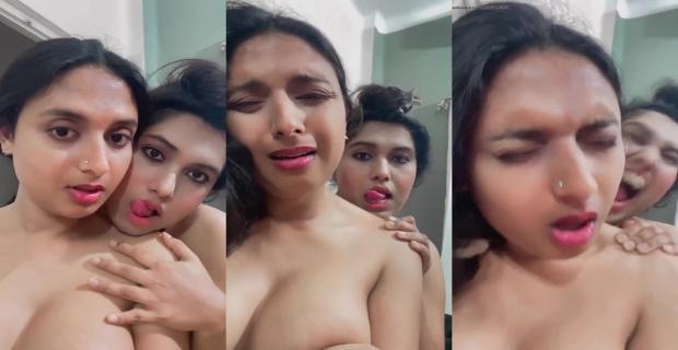 Desi Cute Sexy Lesbian Girls Dildo Fucking Sex MMS