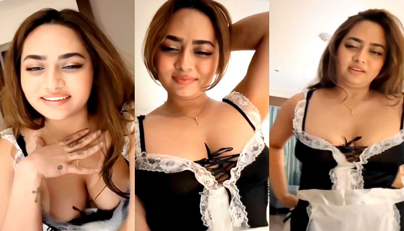 Aditi Mistry Sister Divya Mistry Sexy Nude Dirty maid Cosplay live Content P6