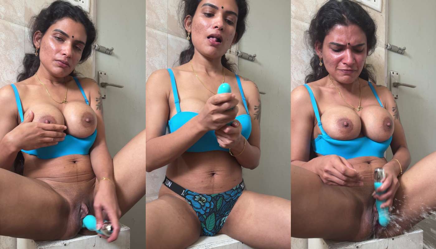 Resmi Nair Blue Bra Panty Dildo Play And Pussy Squirt App Content