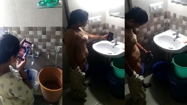 Desi Tharki Bhabhi Showing Her Boobs to Lover in Bathroom BC Caught By Husband