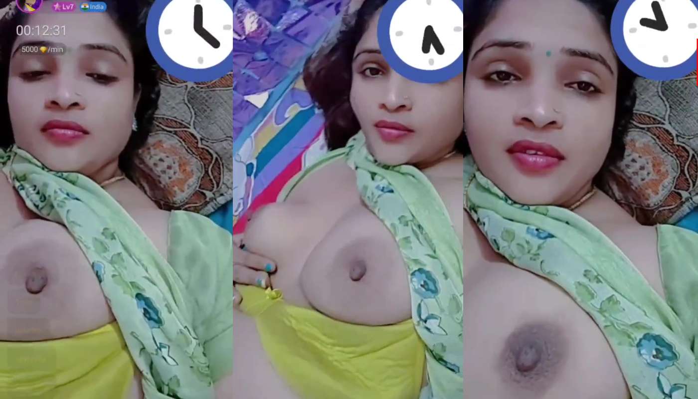 Horny Chamet Babe Sunshine Full Show Pussy and Ass