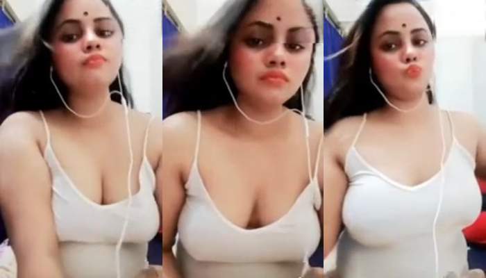 Beautiful Desi Girl White Fairy Chamet videocall