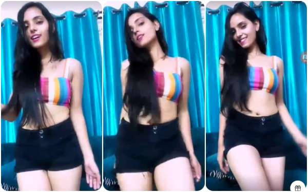 Mia Dancing & Teasing on PREMIUM Tango Live