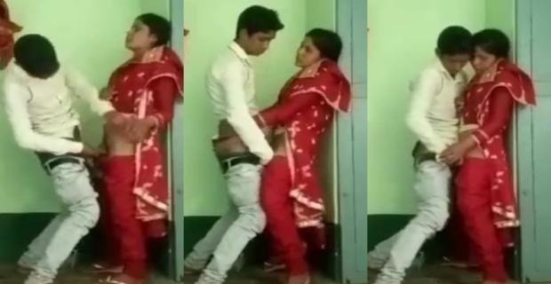 Salempur ladki ki chut chudai khade khade kiya college boy