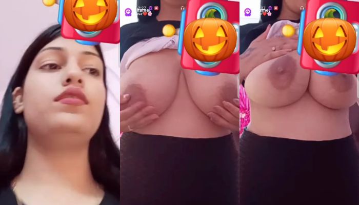 Aafat Chamet Private Show Showing Her Big B00bs with Face Don't Miss