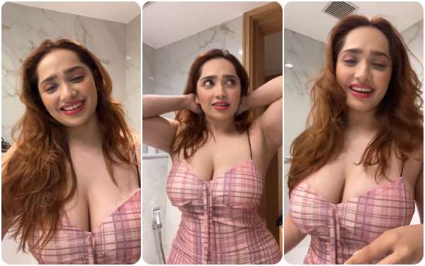Big Boobs Aditi Mistry Showing Her Lingerie